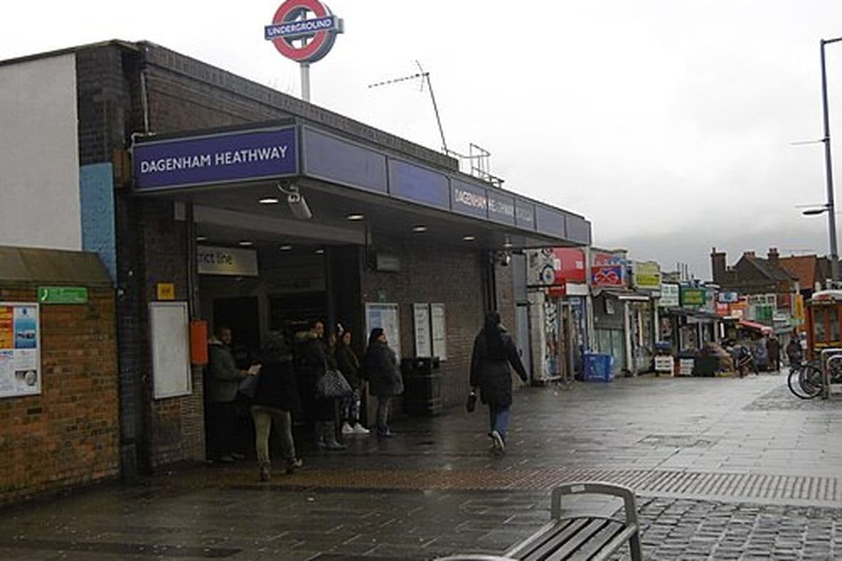 Entrance to Dagenham Heathway station