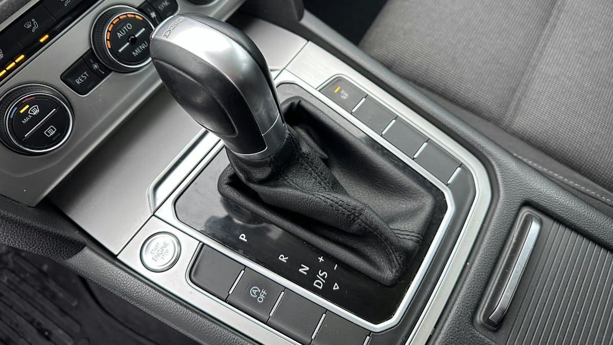 Automatic gear selector showing P, R, N and D