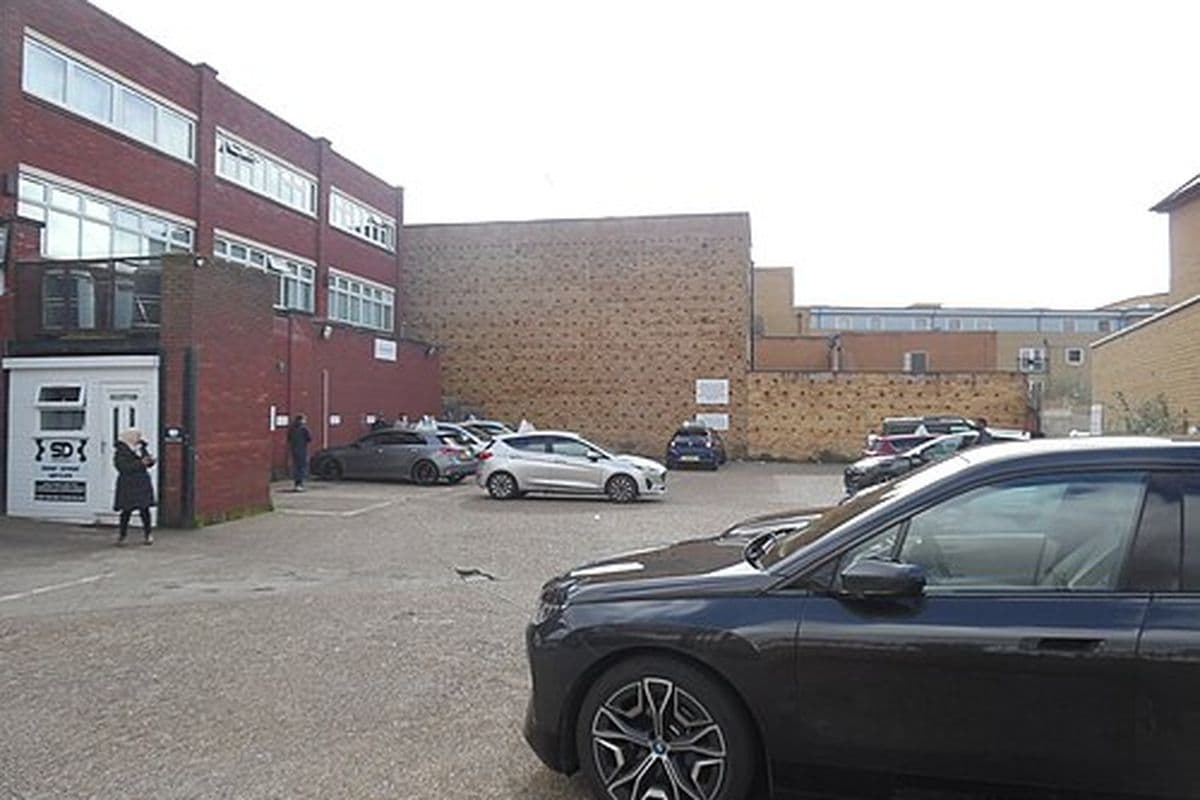 Car park of Goodmayes driving test centre