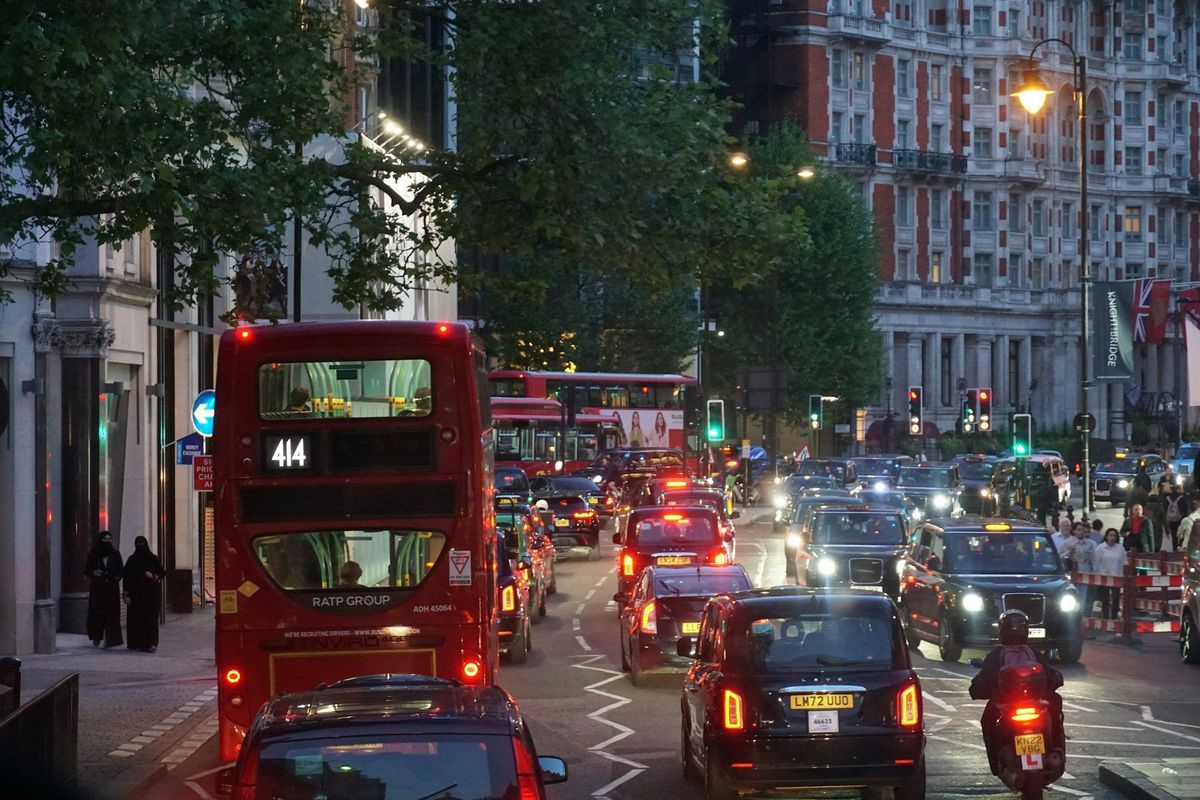 Buses and taxis in heavy London traffic